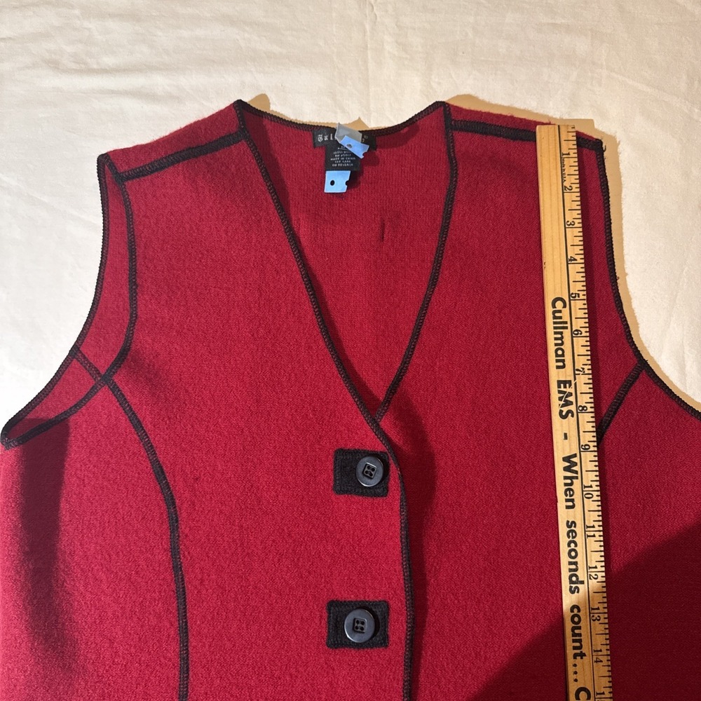 VINTAGE Tally Ho Sweater Women Medium Red Wool Vest Cardigan Crop Classic Art